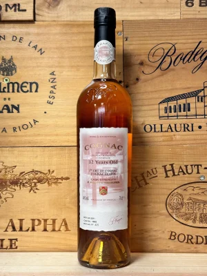Fles Frapin 12 Ans Cask 1885 – elegante 12 jaar oude single estate cognac uit de Grande Champagne, met goudbruine kleur en luxe verpakking.