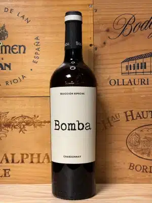 Fles Bomba Chardonnay – Spaanse witte wijn met tropisch fruit, lichte houttoets en moderne uitstraling.