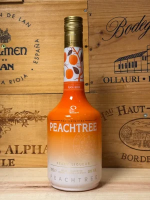 Fles Peachtree Peach Liqueur – frisse perziklikeur, helder en fruitig, perfect voor cocktails en zomerse mixdrankjes.