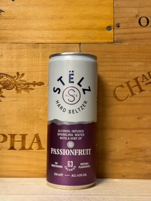 Blikje STËLZ Hard Seltzer Passionfruit – verfrissende hard seltzer met exotische passievruchtsmaak, 4,5% alcohol, suikervrij en laag in calorieën.