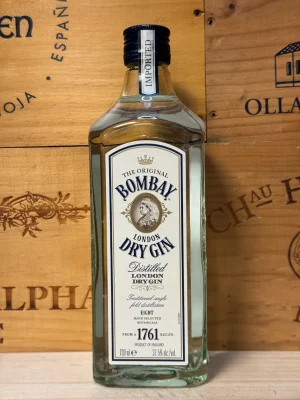 Fles Bombay London Dry Gin (witte fles) – klassieke London Dry Gin met jeneverbes, citrus en kruiden in een strak, transparant ontwerp.