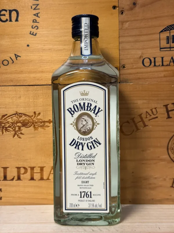 Fles Bombay London Dry Gin (witte fles) – klassieke London Dry Gin met jeneverbes, citrus en kruiden in een strak, transparant ontwerp.