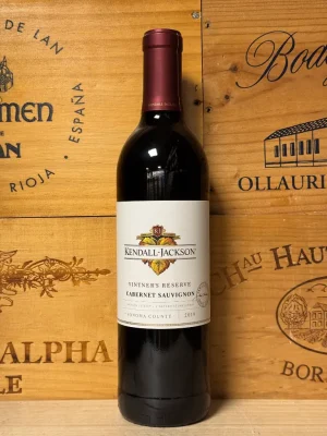 Fles Kendall-Jackson Vintner’s Reserve Cabernet Sauvignon – volle rode wijn uit Californië met tonen van zwarte bessen en cederhout