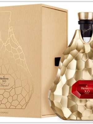 Fles Hennessy XO Jean-Michel Othoniel – limited edition cognac in kunstzinnige fles met gouden en rode kralenstructuur