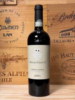 Fles Poggio Civetta Chianti Classico – robijnrode wijn uit Toscane met wilde bessen, viooltjes en kruidige afdronk.