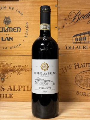 Fles Terre del Bruno Chianti DOCG – klassieke Toscaanse rode wijn met viooltjes, rood fruit en elegante structuur.