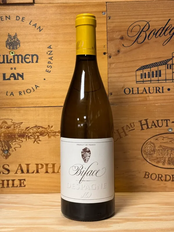 Fles Despagne Biface witte wijn uit Bordeaux met modern etiket en heldere lichtgele kleur