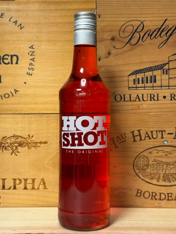 Fles De Kuyper Hotshot – rode kaneellikeur met peper, pittig en krachtig shotje van 20% alcohol, 700 ml