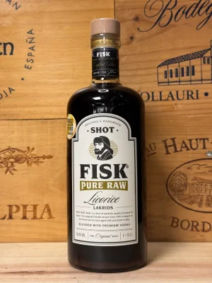 Fles FISK Pure Raw Licorice – Deense dropshot met rauwe salmiak en zoethout, 16,4% alcohol, zwarte likeur