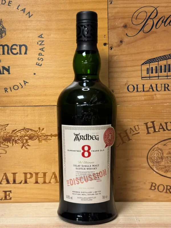 Fles Ardbeg 8 Years Old For Discussion – jonge, krachtige Islay whisky met turfrook en maritieme tonen
