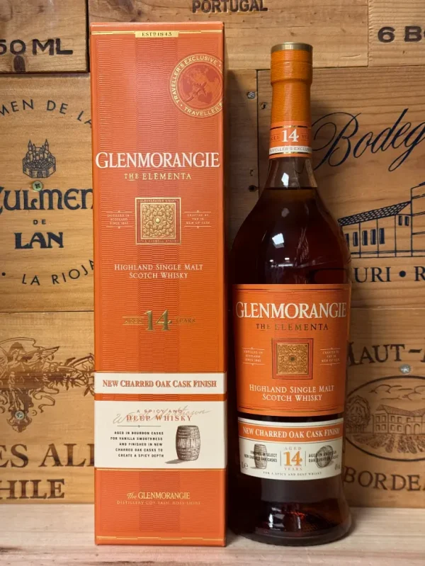 Fles Glenmorangie The Elementa 14 Years Old – Single malt whisky met smaken van chocolade, gember, vanille en gebakken perzik