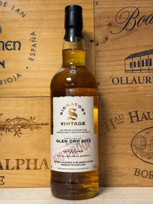 Fles Signatory Vintage Glen Ord 2012 11 jaar – 100 Proof – 57,1%, gerijpt in first fill bourbonvaten, Highland whisky met volle en romige smaken.