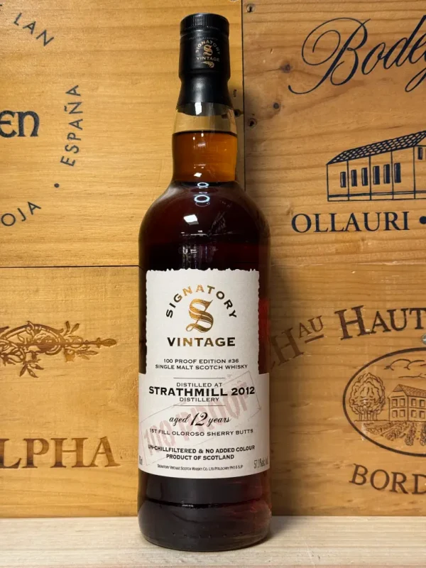 Fles Signatory Vintage Strathmill 2012 12 jaar 100 Proof 57,1% – krachtige Speyside whisky met sherryinvloed.