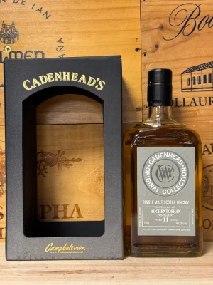 Fles Cadenhead Auchentoshan 11 jaar 46% Original Collection Lowland whisky.
