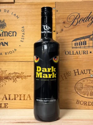 Fles Dark Mark Drop Likeur 0,7L 20% vol – zwarte fles met intense Hollandse dropsmaak, krachtig en zacht tegelijk.