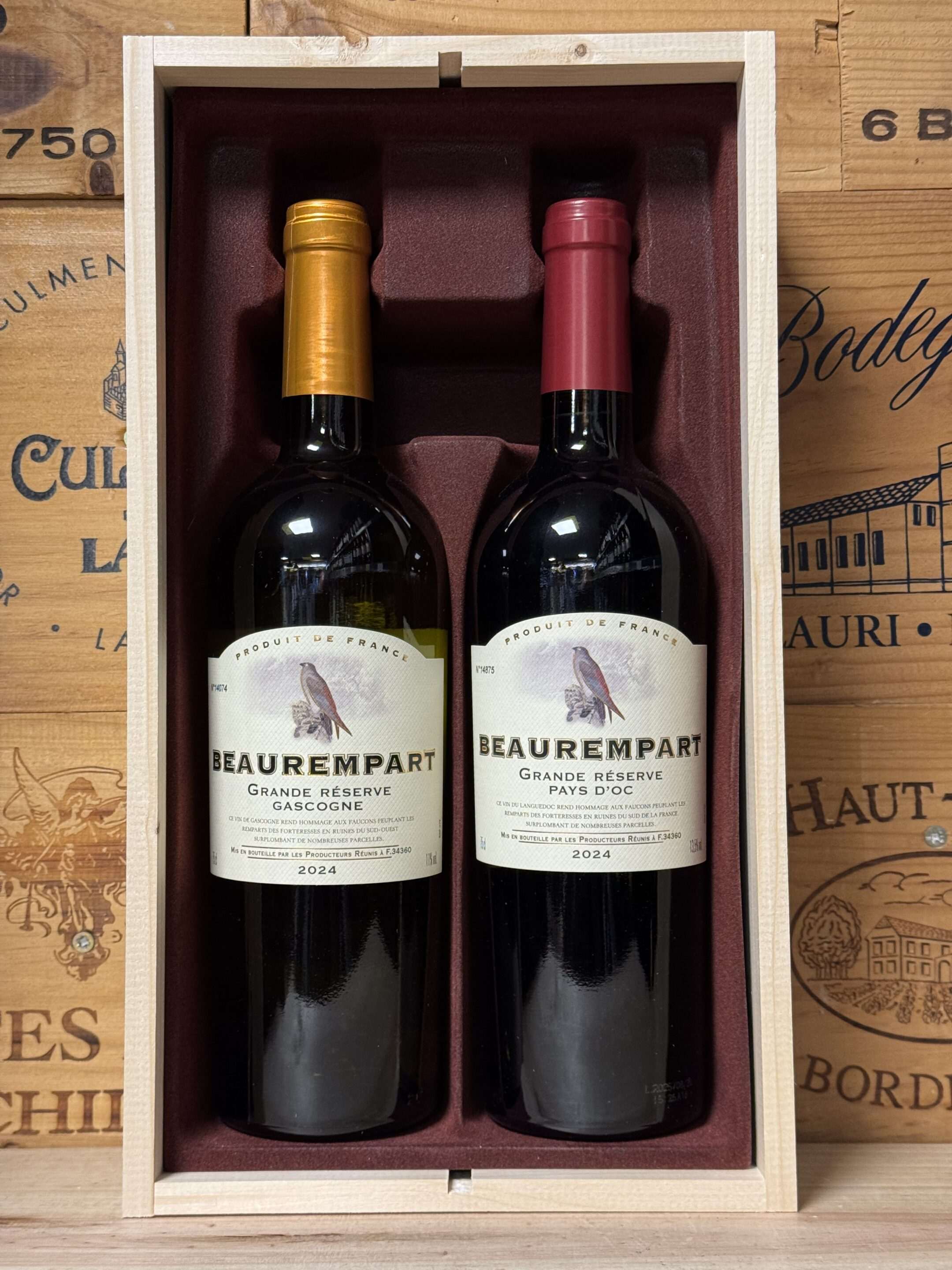 2 vaks houten wijnkist met Beaurumpart rood en wit – elegant Frans wijncadeau van Slijterij Wijnhuis van den Bos.
