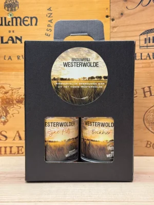 Brouwerij Westerwolde geschenkverpakking met vier bieren – Zware Monnik, Bockbier, Weizen en Rijke Pils – een ambachtelijk biercadeau uit Groningen.