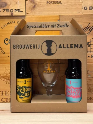 Brouwerij Allema geschenkverpakking met vier bieren – Schone Zus, Moeders Mooiste, Broers Bier en Nakomertje – inclusief glas, ambachtelijk biercadeau.