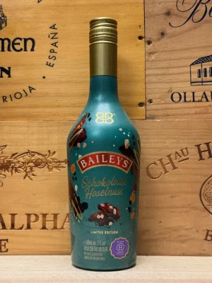 Fles Baileys Chocolade Hazelnoot 0,7L 17% vol met romige roomlikeur, chocolade en hazelnootsmaak – ideaal als cadeau of geschenkverpakking.
