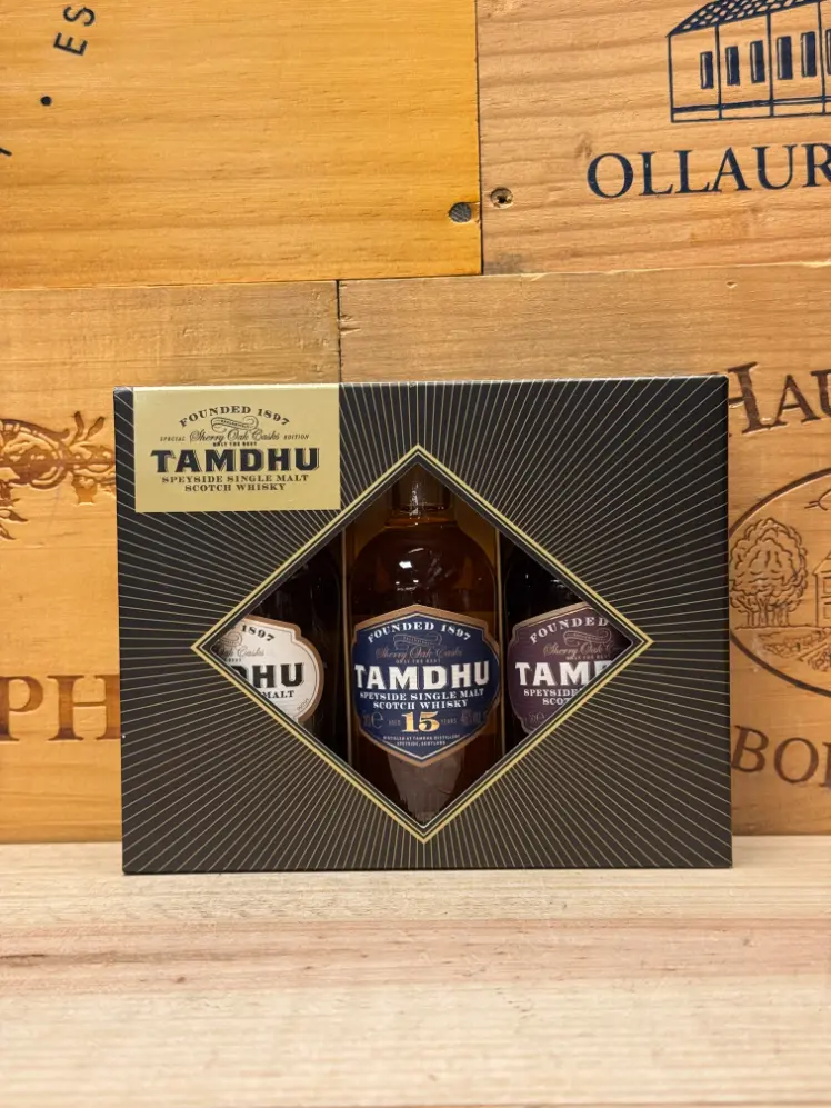 Tamdhu Whisky 3x5cl cadeauverpakking – drie miniaturen van sherrygerijpte Speyside whisky in luxe doos, ideaal als cadeau of relatiegeschenk.