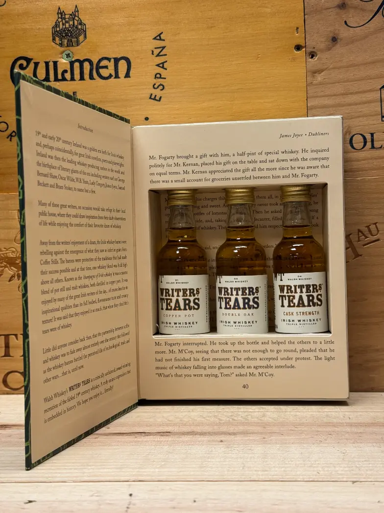 Writer’s Tears whiskey giftpack met 3x5cl – Copper Pot, Double Oak en Cask Strength in luxe verpakking, ideaal als cadeau of relatiegeschenk.