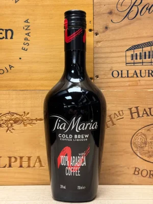 Fles Tia Maria koffielikeur met koffie, rum en vanille
