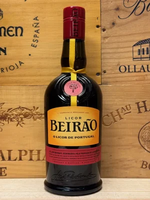 Fles Licor Beirão traditionele Portugese kruidenlikeur