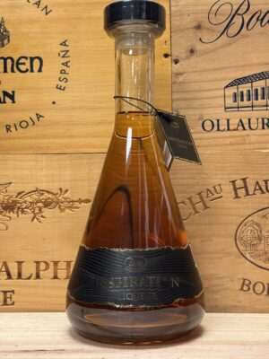 Fles Zuidam Inspiration Liqueur ambachtelijke Nederlandse kruidenlikeur.