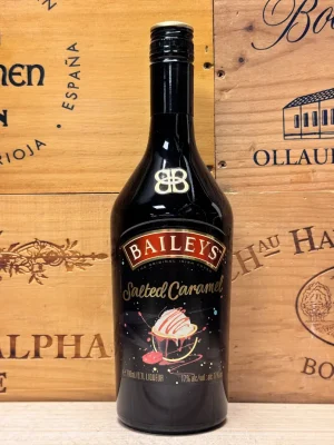 Fles Baileys Salted Caramel romige roomlikeur met karamel en zouttoets.