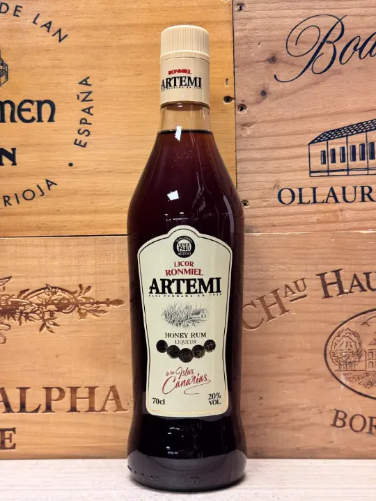 Fles Ron Miel Artemi Canarische honingrum.