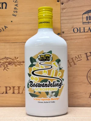 Fles Boswandeling Scroppino frisse roomlikeur met citroen en wodka.