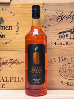 Fles Kum Quat citruslikeur met kumquat.