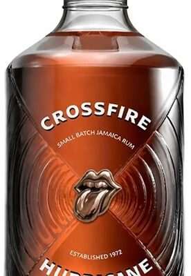 Fles Crossfire Hurricane Reserve Rum by The Rolling Stones 2026 Release met luxe uitstraling en donkere gouden kleur