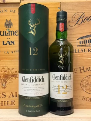 Fles Glenfiddich 12 Jaar Speyside single malt Scotch whisky.