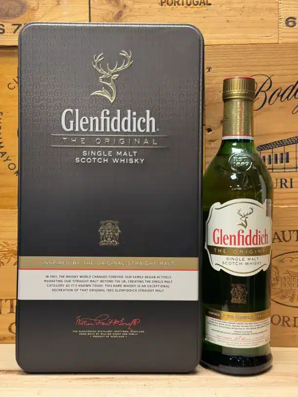 Fles Glenfiddich The Original Speyside single malt Scotch whisky.